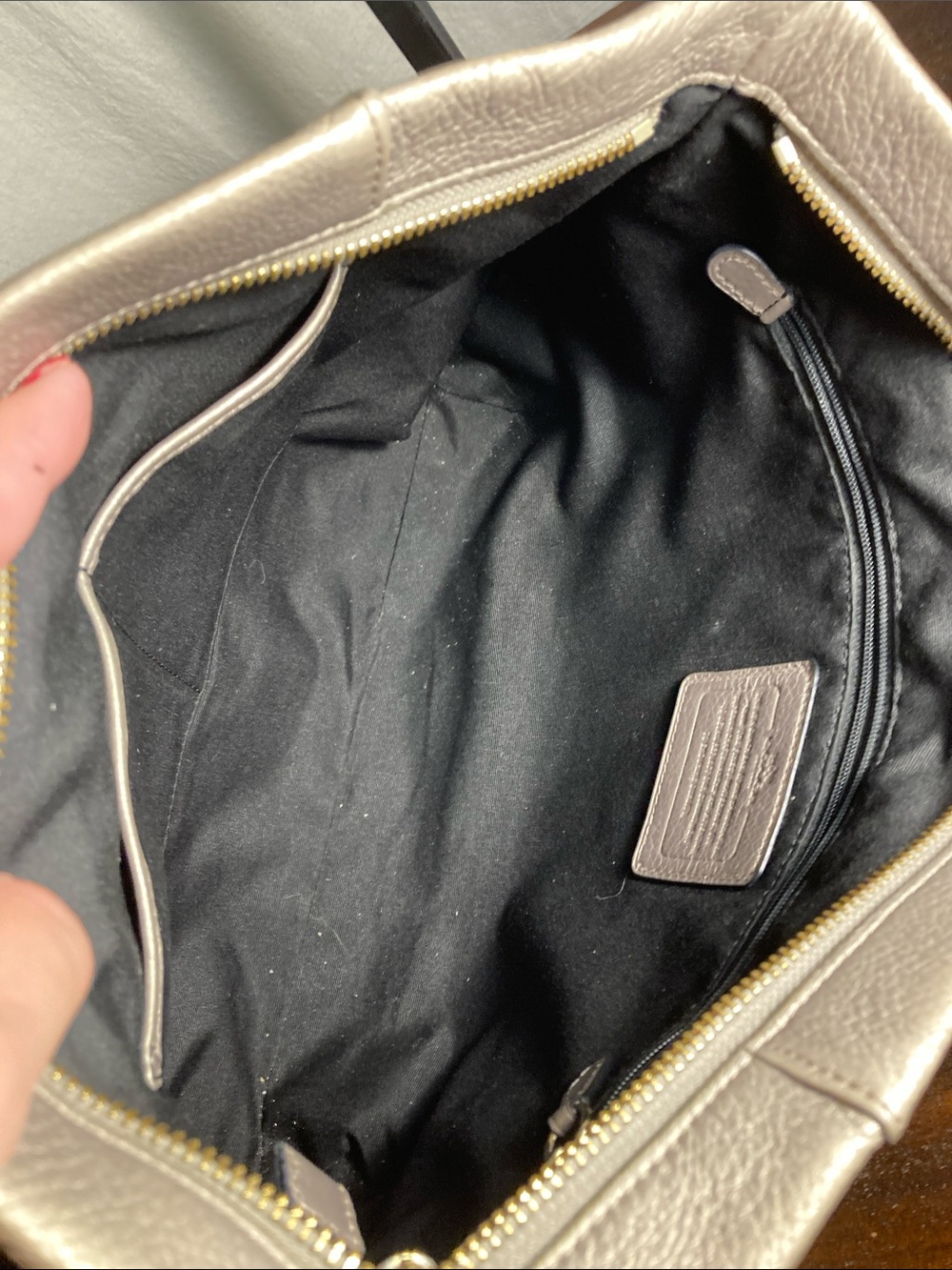 Coach Isabelle 2 way carry Pebbled Leather Shoulder or crossbody or tote - Picture 7 of 9